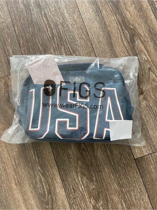 Figs Handbags - FIGS x Team USA Belt Bag (Color: Team USA Blue)